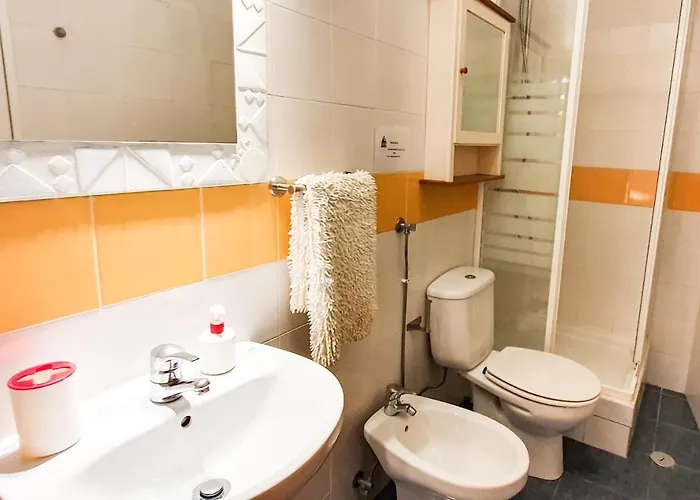 Surf Camp Hostel Ericeira