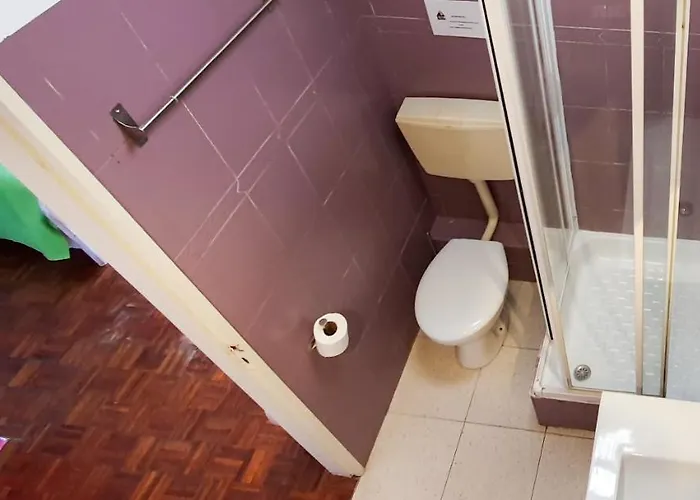 Surf Camp Hostel Ericeira