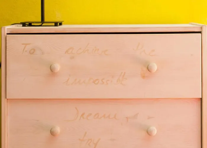 Hostel Surf Camp Ericeira