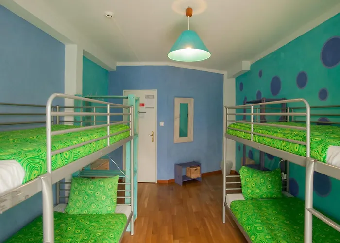 Hostel Surf Camp Ericeira