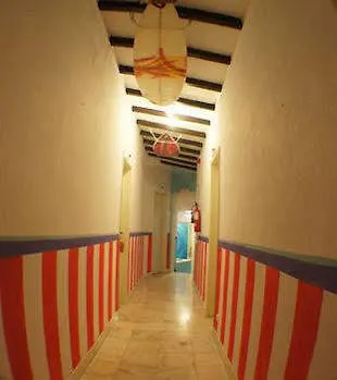 Surf Camp Хостел Эрисейра