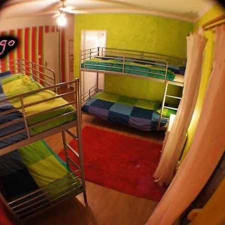 Surf Camp Хостел *